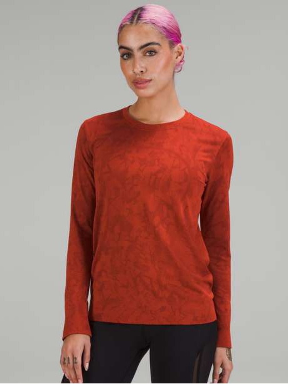 Lululemon Swiftly Relaxed Long Sleeve Shirt Women’s 6 Red Hip Length Gym Running